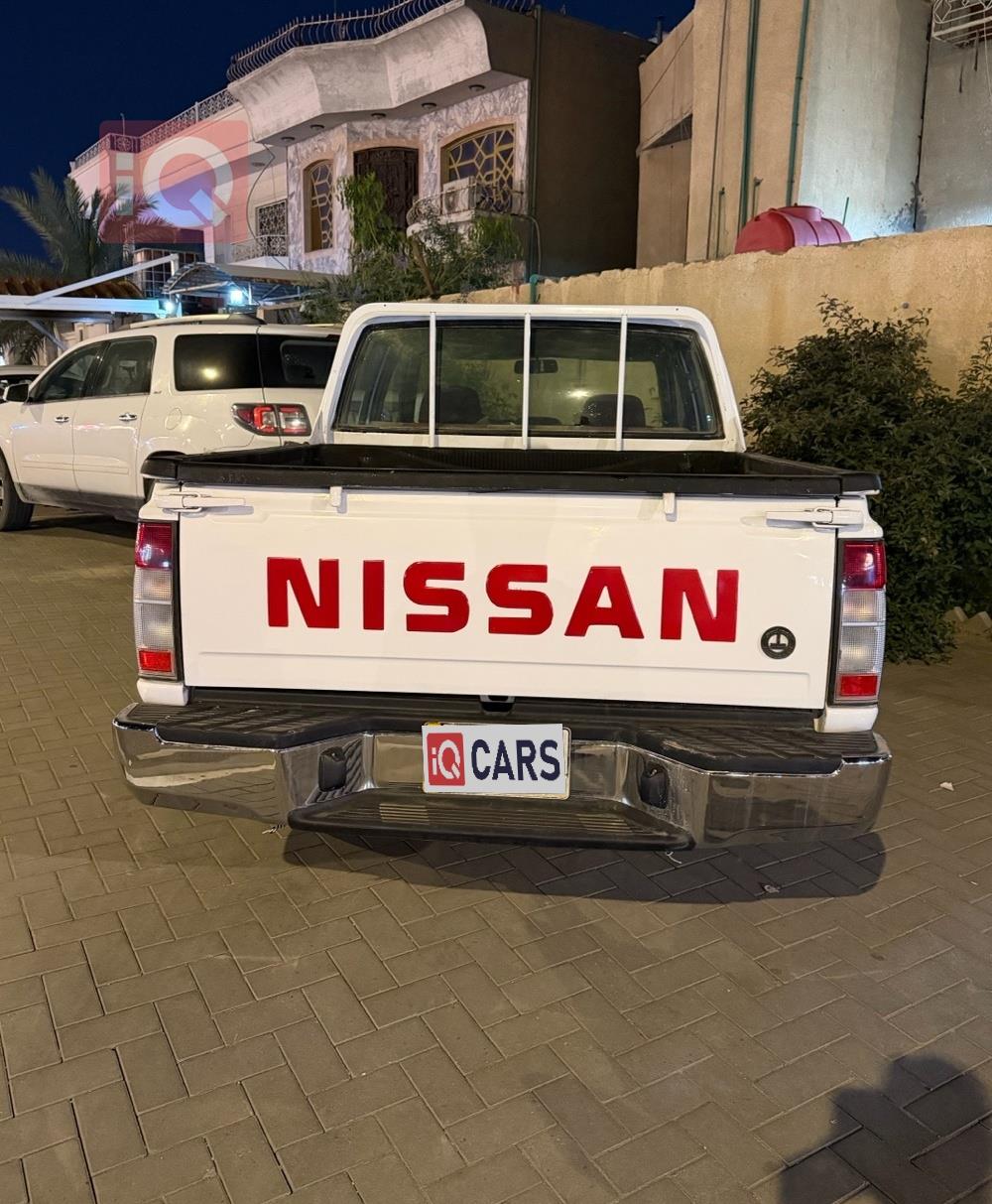 Nissan Pickup